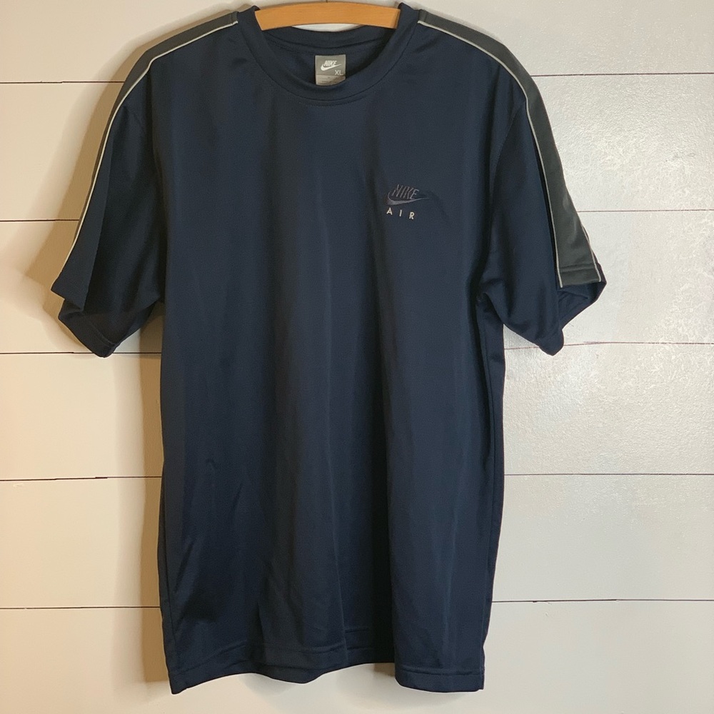 NIKE ATHLETIC MEN’S PULLOVER SZ XL